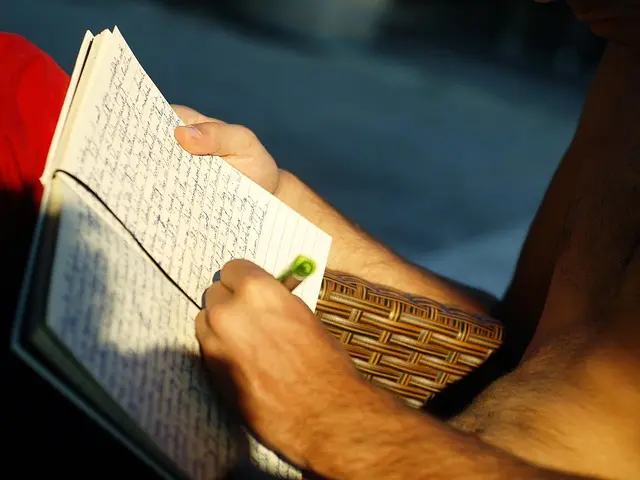 Cómo Aprender Español a Través de la Música: Estrategias Efectivas