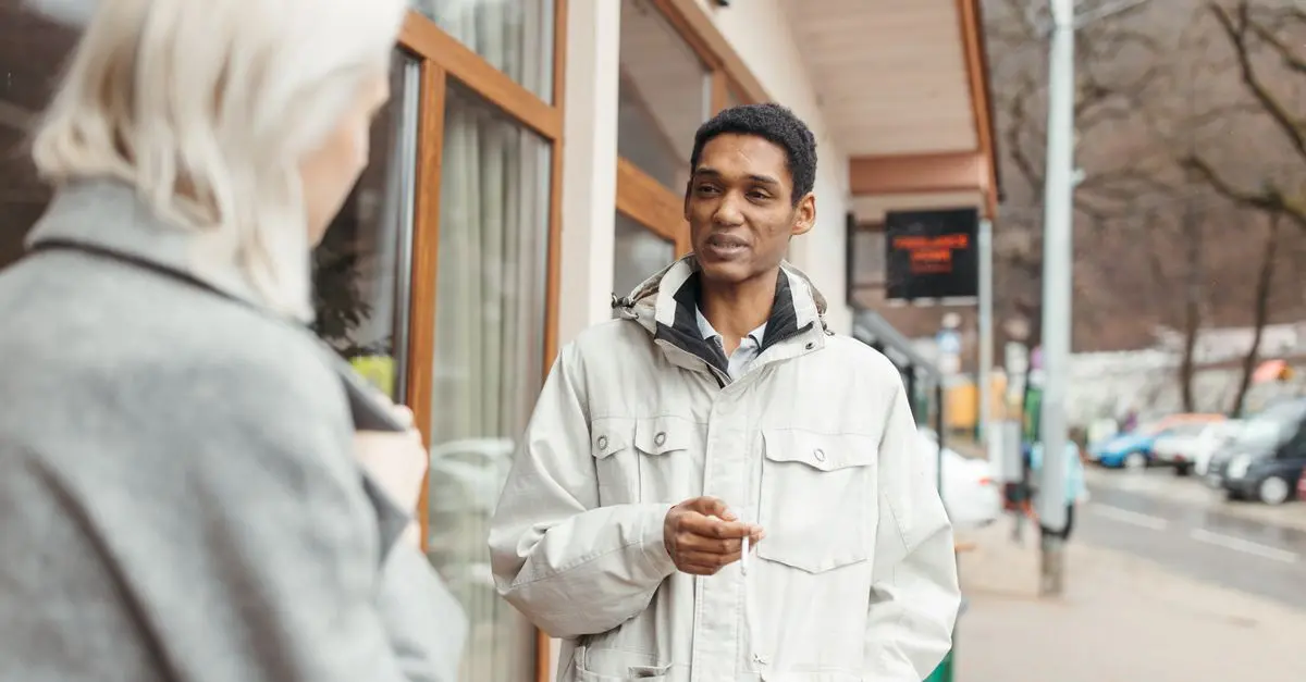 Cómo Aprender Español a Través de Conversaciones Diarias