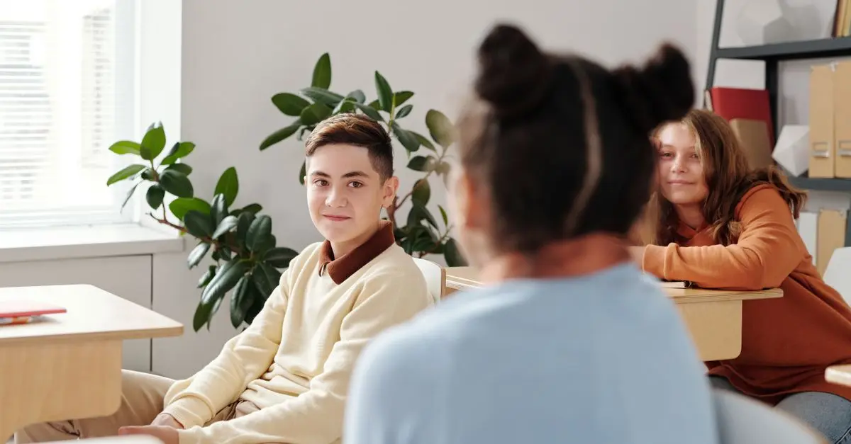 Cómo Mejorar Tu Comprensión Auditiva en Español: Estrategias Efectivas