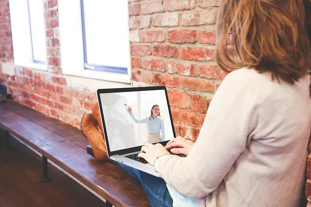 Cómo Evaluar un Buen Curso de Español Online