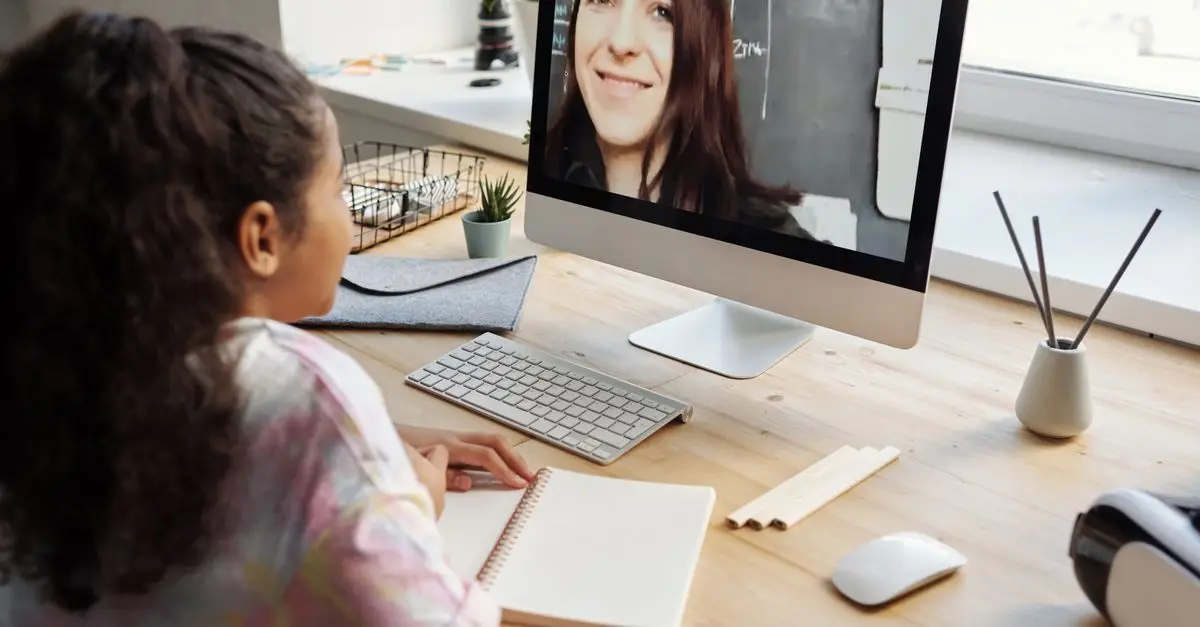 Cómo Seleccionar las Mejores Clases de Español Online