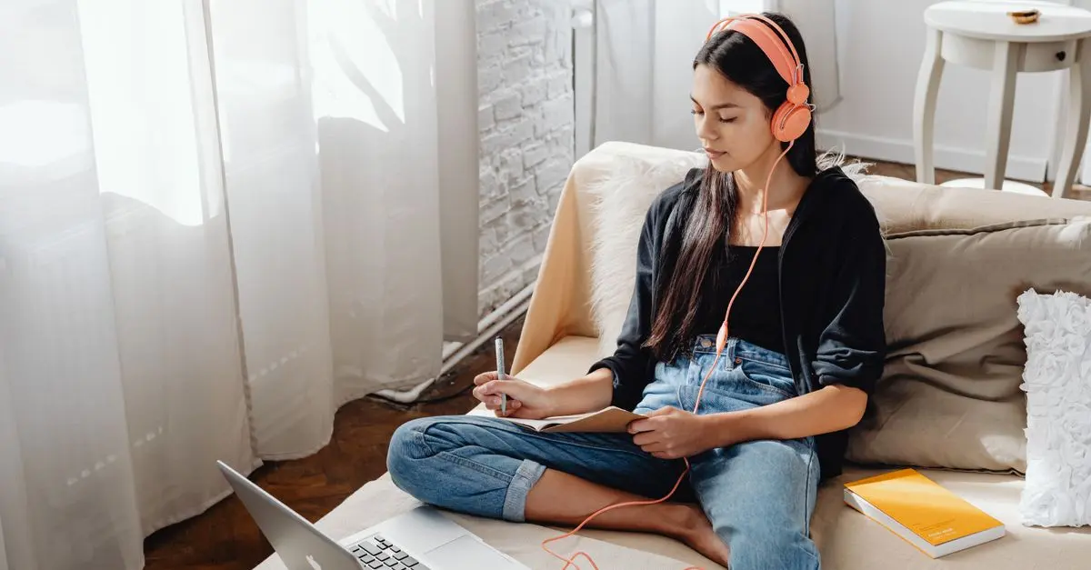 Guía Práctica para Usar Podcast en tu Aprendizaje de Español
